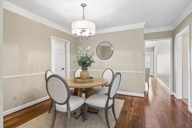 9029 Sawyer Brown Rd, Nashville, TN 37221