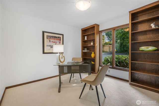 15155 NE 6th Street, Bellevue, WA 98007