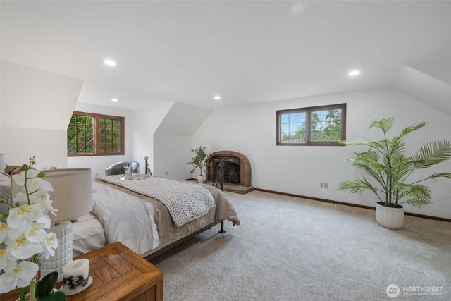 15155 NE 6th Street, Bellevue, WA 98007