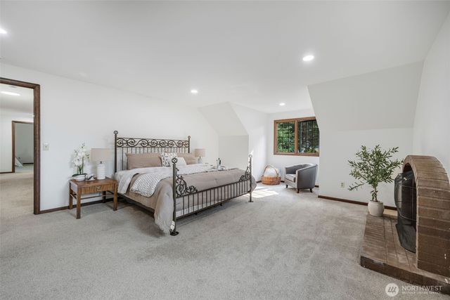 15155 NE 6th Street, Bellevue, WA 98007