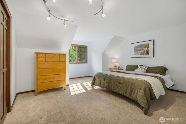 15155 NE 6th Street, Bellevue, WA 98007