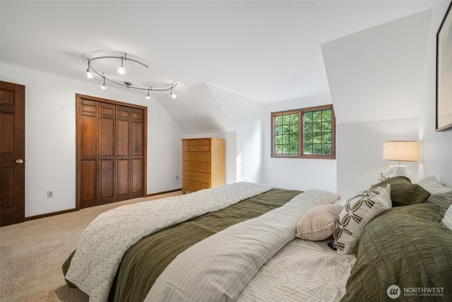 15155 NE 6th Street, Bellevue, WA 98007