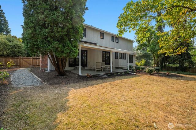 15155 NE 6th Street, Bellevue, WA 98007