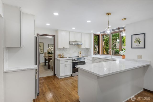 15155 NE 6th Street, Bellevue, WA 98007