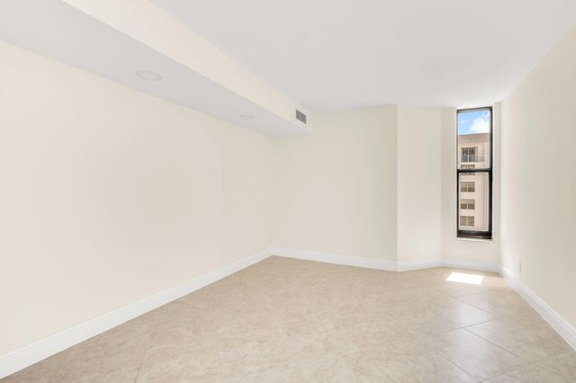 1000 S Ocean Blvd 17G, Pompano Beach, FL 33062