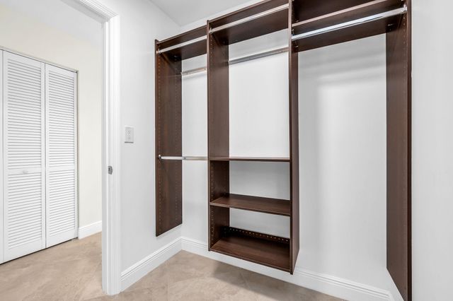 1000 S Ocean Blvd 17G, Pompano Beach, FL 33062