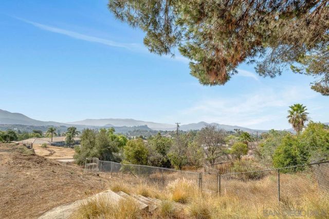 14650 Alkosh Rd, Jamul, CA 91935