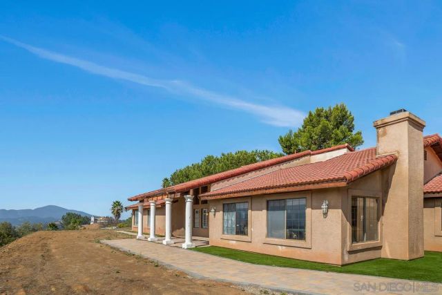 14650 Alkosh Rd, Jamul, CA 91935