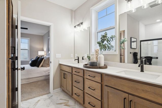1007 Oakwood Lane, Delano, MN 55328