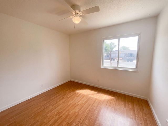 6920 Briggs Dr, Sacramento, CA 95828