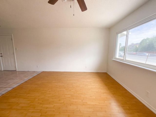 6920 Briggs Dr, Sacramento, CA 95828