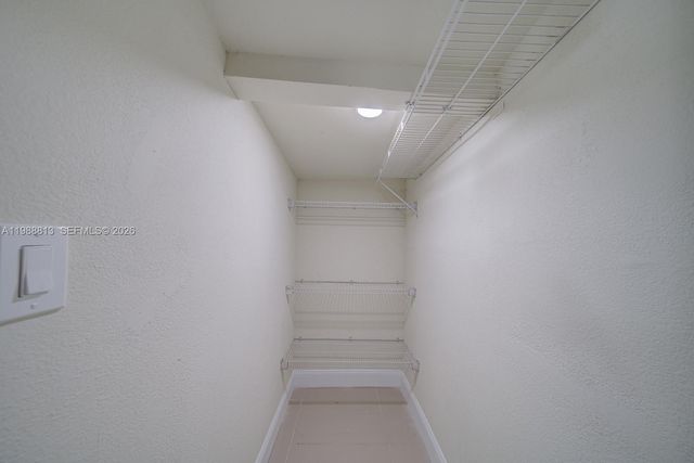 829 NW 56th St, Miami, FL 33127