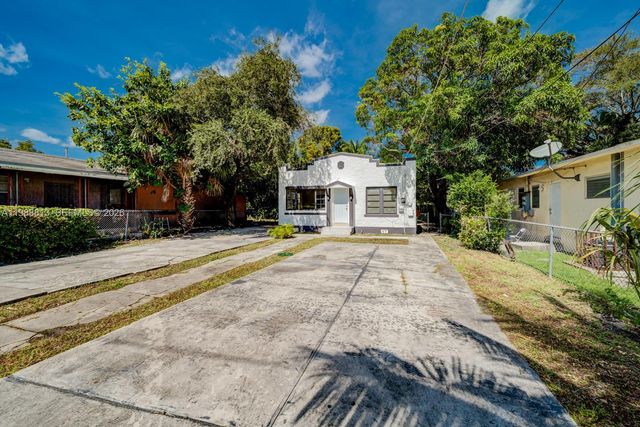 829 NW 56th St, Miami, FL 33127