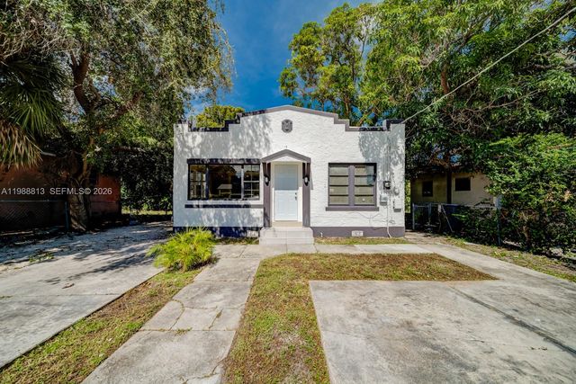 829 NW 56th St, Miami, FL 33127