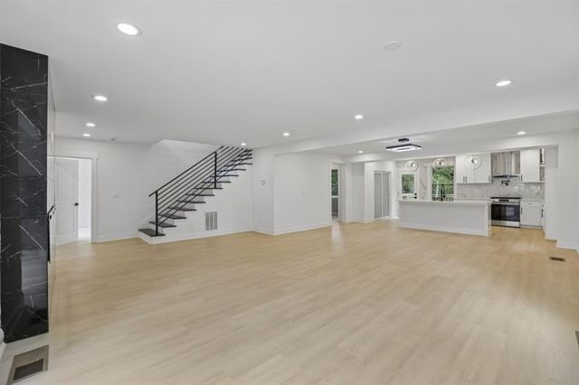 1755 Emerald, Atlanta, GA 30310