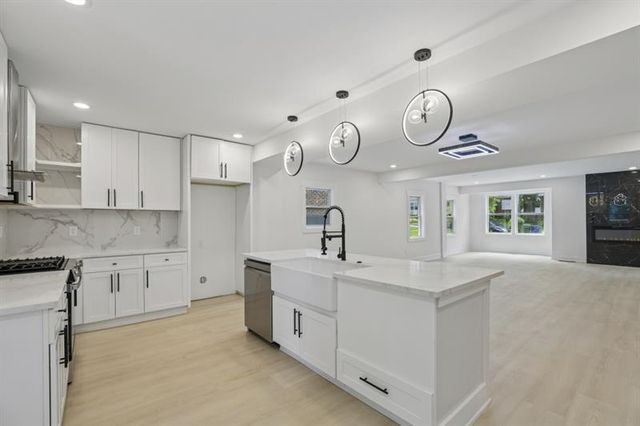 1755 Emerald, Atlanta, GA 30310