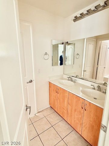 7946 Garden Stone Court, Las Vegas, NV 89149