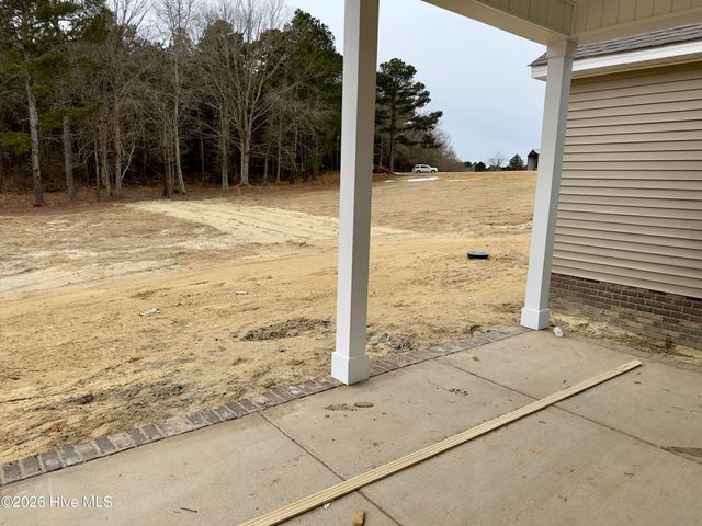 130 Kindletree Lane, Carthage, NC 28327