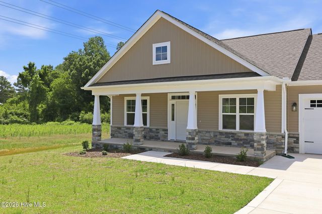 130 Kindletree Lane, Carthage, NC 28327