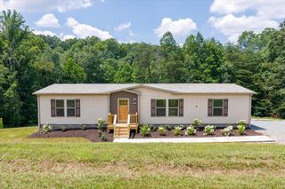 2539 Ashpone Tavern RD, Rocky Mount, VA 24151