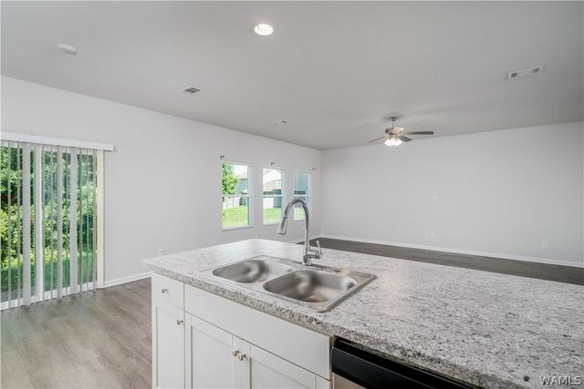 12540 Waterbury, Moundville, AL 35474