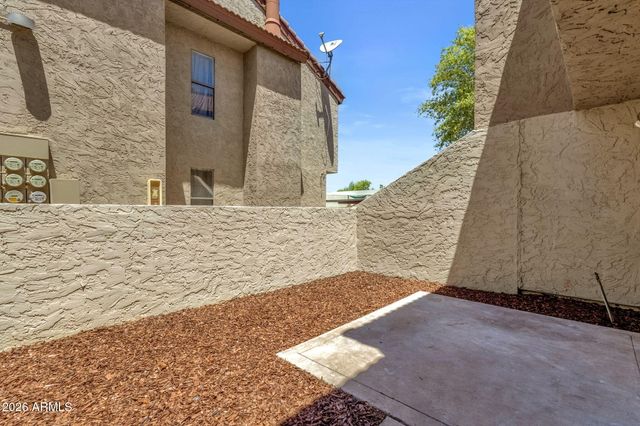 2121 S PENNINGTON -- 21, Mesa, AZ 85202