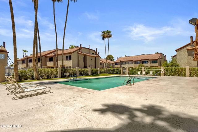 2121 S PENNINGTON -- 21, Mesa, AZ 85202