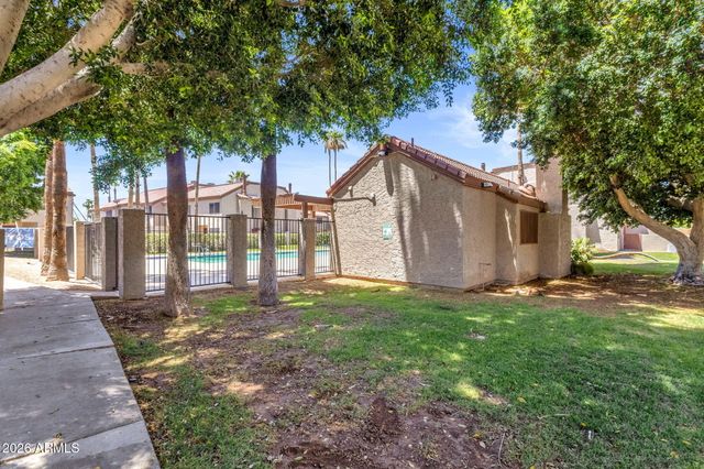 2121 S PENNINGTON -- 21, Mesa, AZ 85202