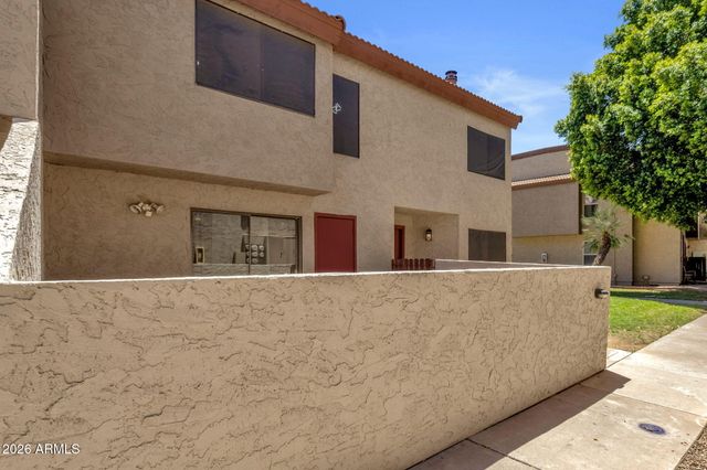 2121 S PENNINGTON -- 21, Mesa, AZ 85202