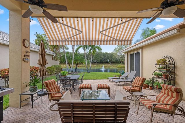 10934 Northgreen Drive, Lake Worth, FL 33449