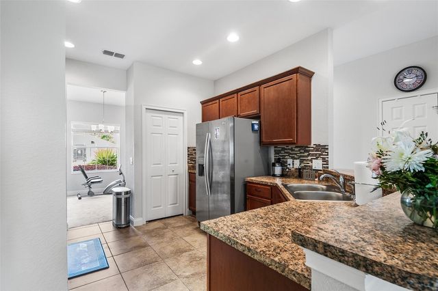 193 LAKE ARIETTA COURT, Auburndale, FL 33823