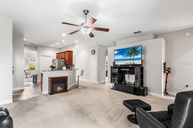 193 LAKE ARIETTA COURT, Auburndale, FL 33823