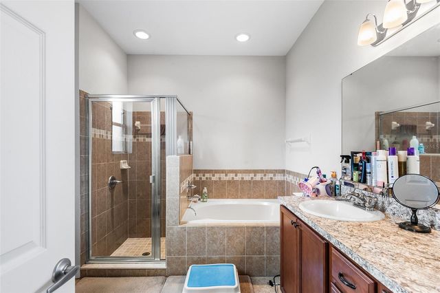 193 LAKE ARIETTA COURT, Auburndale, FL 33823