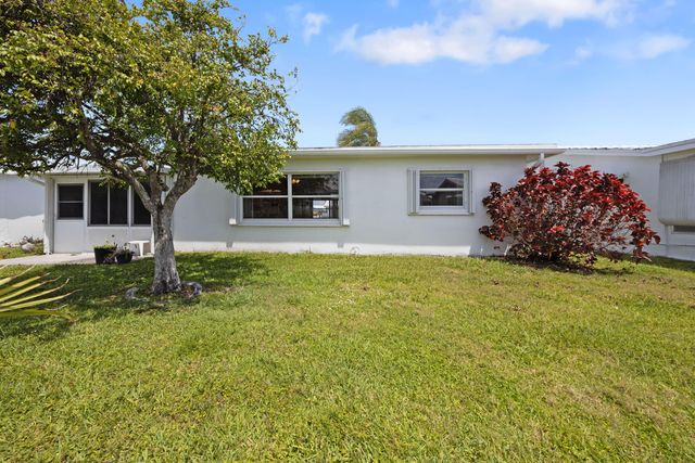 904 SW 5th Court, Boynton Beach, FL 33426