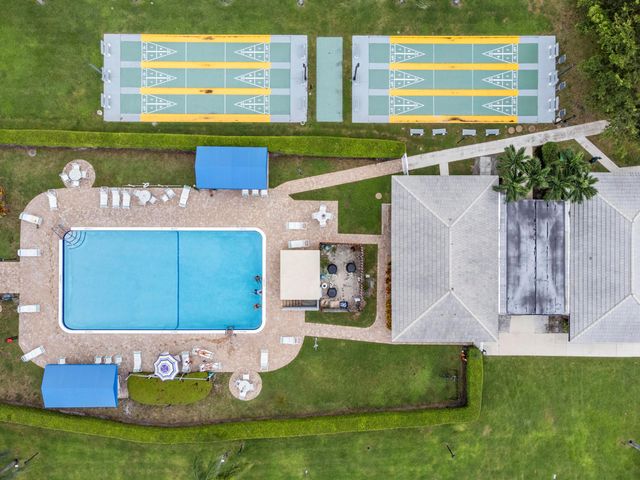 904 SW 5th Court, Boynton Beach, FL 33426