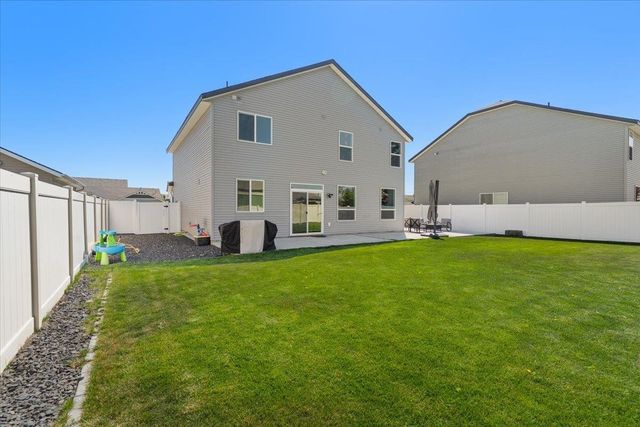 414 S Beeman St, Airway Heights, WA 99001