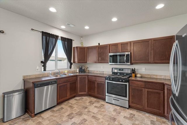 414 S Beeman St, Airway Heights, WA 99001