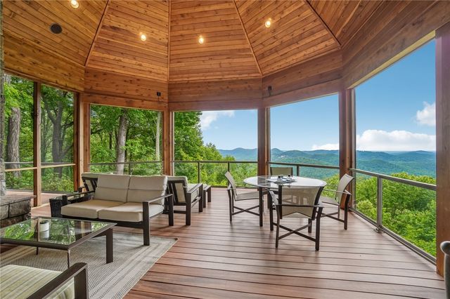 103 Upper Ridge Way, Travelers Rest, SC 29690