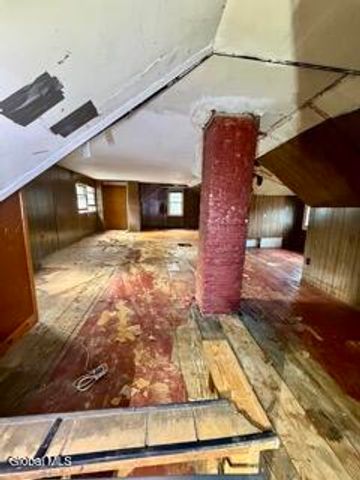 5 Lockrow Boulevard, Colonie, NY 12205