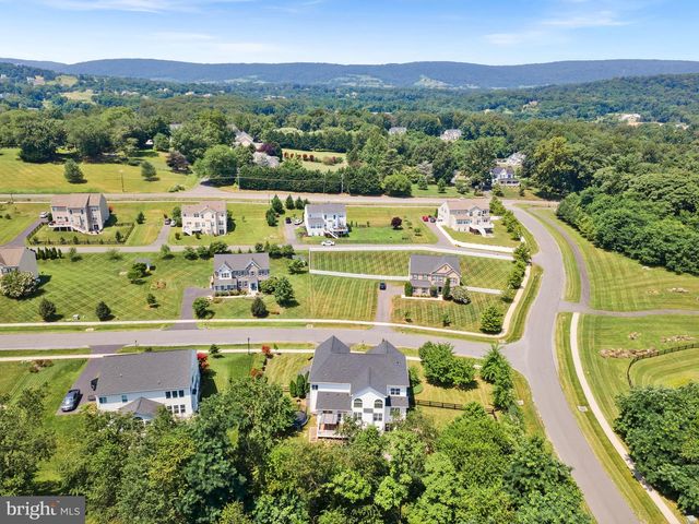 5 RAMSDELL CT, Round Hill, VA 20141