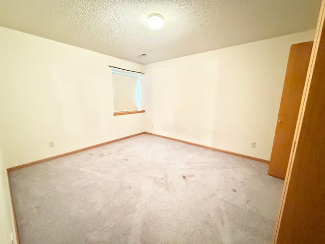 2118 N Piatt Ave, Wichita, KS 67214