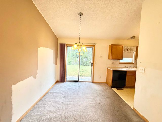 2118 N Piatt Ave, Wichita, KS 67214