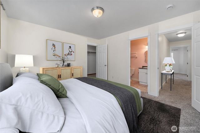 19463 Scoter Lane NE, Poulsbo, WA 98370