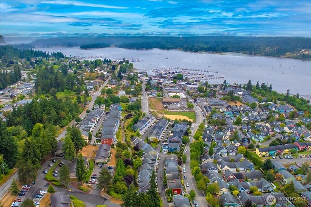 19463 Scoter Lane NE, Poulsbo, WA 98370