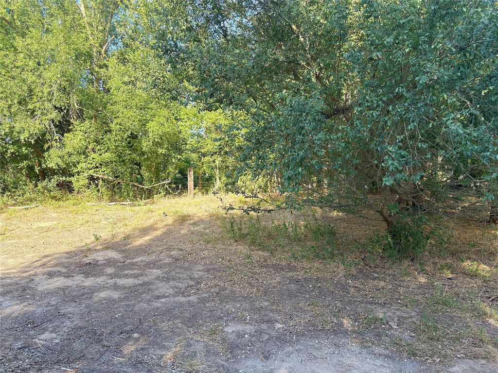 TBD Lee ST, Rockdale, TX 76567