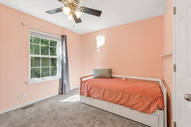 16557 Watters Drive, Lockport, IL 60441