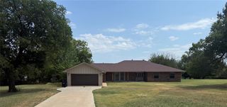 711 N Cleveland Avenue, Shawnee, OK 74801