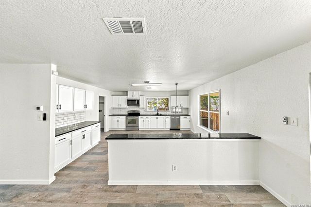 5068 Viking Coral, San Antonio, TX 78244