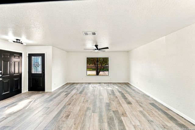 5068 Viking Coral, San Antonio, TX 78244