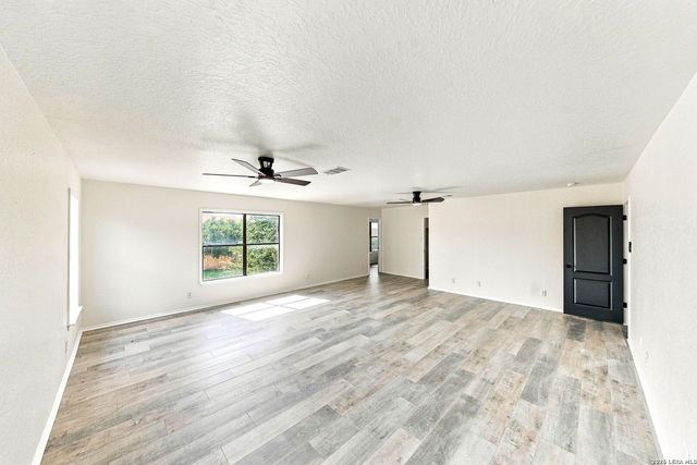 5068 Viking Coral, San Antonio, TX 78244